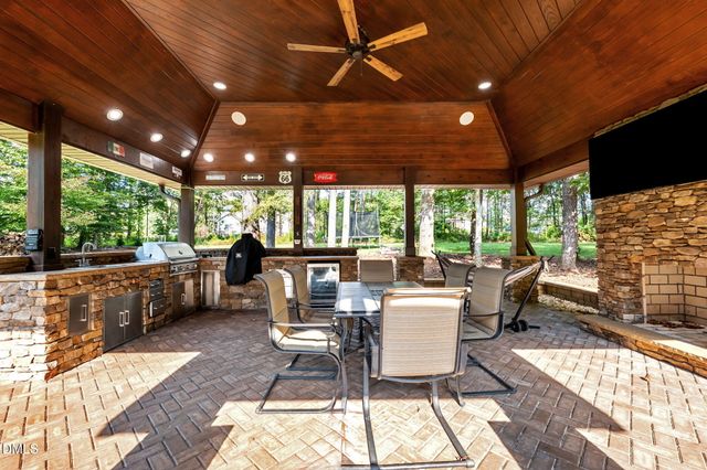6405 Cape Wedgewood Circle, Browns Summit, NC 27214