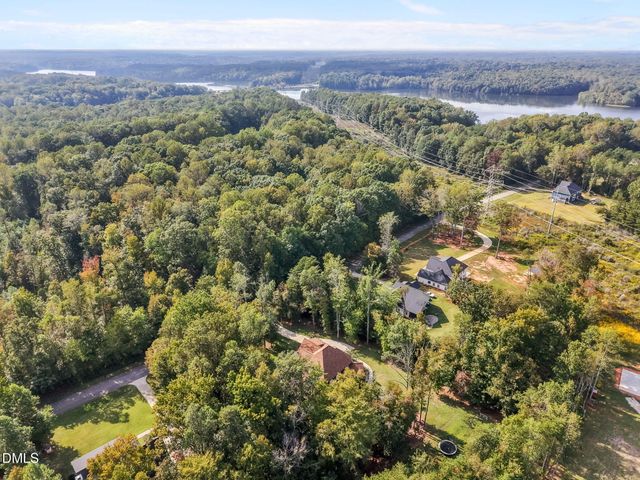 6405 Cape Wedgewood Circle, Browns Summit, NC 27214