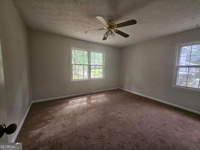 38 Ridgeview Drive SE, Silver Creek, GA 30173