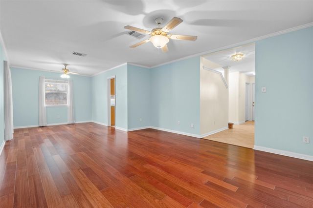 706 Grapevine DR, Cedar Park, TX 78613