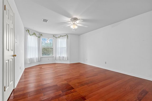 706 Grapevine DR, Cedar Park, TX 78613