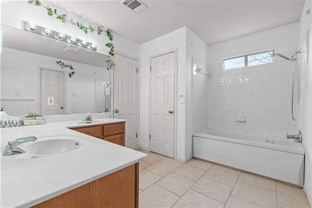 706 Grapevine DR, Cedar Park, TX 78613