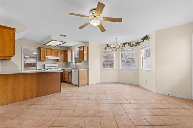 706 Grapevine DR, Cedar Park, TX 78613