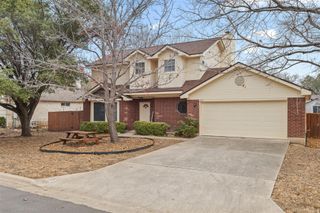 706 Grapevine DR, Cedar Park, TX 78613