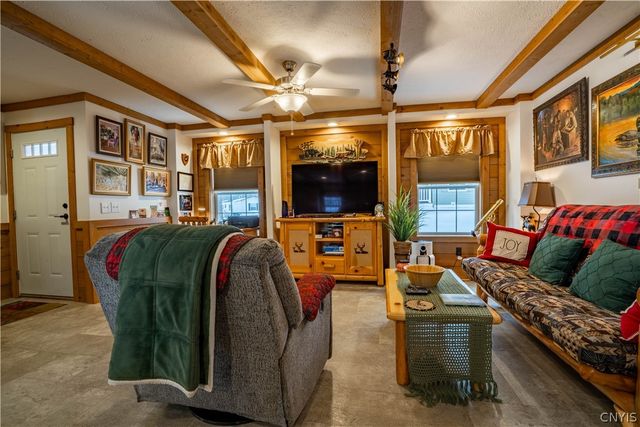 7077 Stearns Road, Floyd, NY 13440