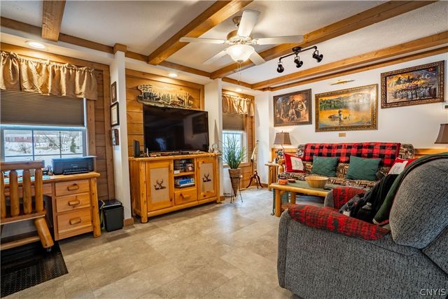 7077 Stearns Road, Floyd, NY 13440