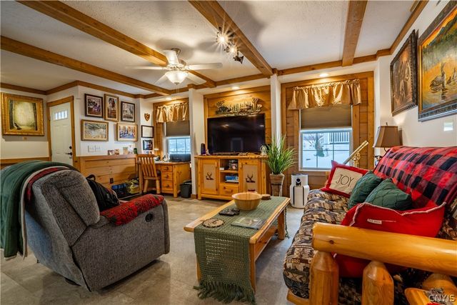 7077 Stearns Road, Floyd, NY 13440