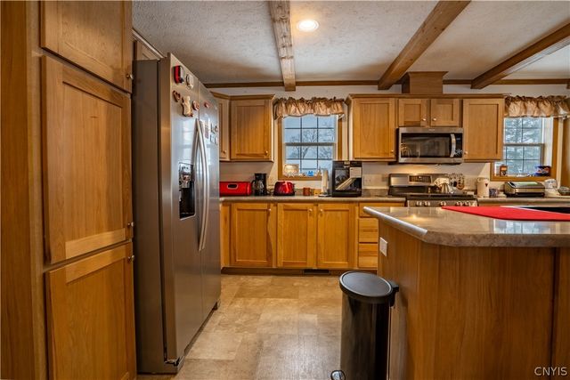 7077 Stearns Road, Floyd, NY 13440