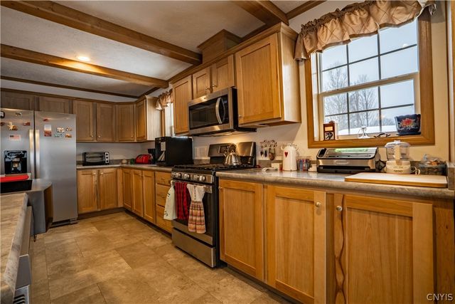 7077 Stearns Road, Floyd, NY 13440