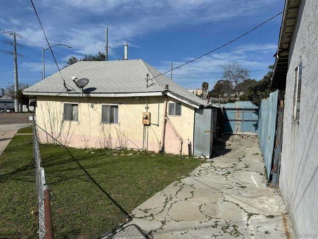 2010 Franklin Ave, San Diego, CA 92113