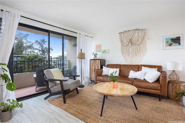 68-090 Au Street E304, Waialua, HI 96791