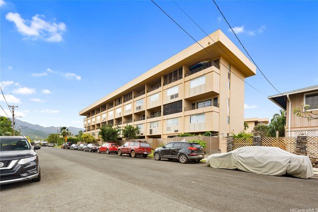 68-090 Au Street E304, Waialua, HI 96791