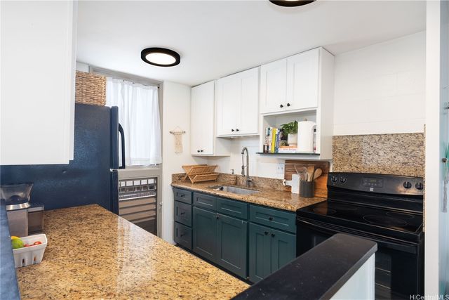 68-090 Au Street E304, Waialua, HI 96791