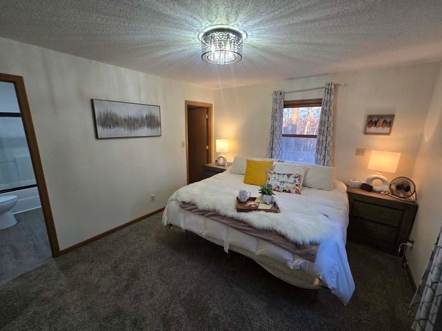 15610 Lakeview Lane, Mt Vernon, IL 62864