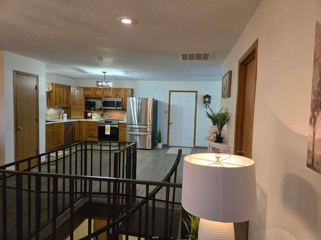 15610 Lakeview Lane, Mt Vernon, IL 62864