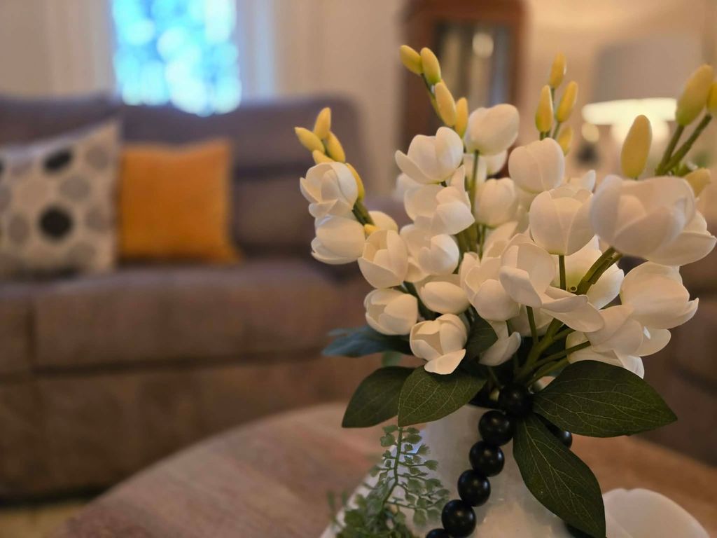 Image 7 of property listing at 15610 Lakeview Lane, Mt Vernon, IL 62864