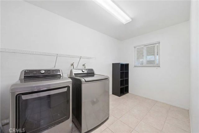 28561 Middlebury, Sun City, CA 92586