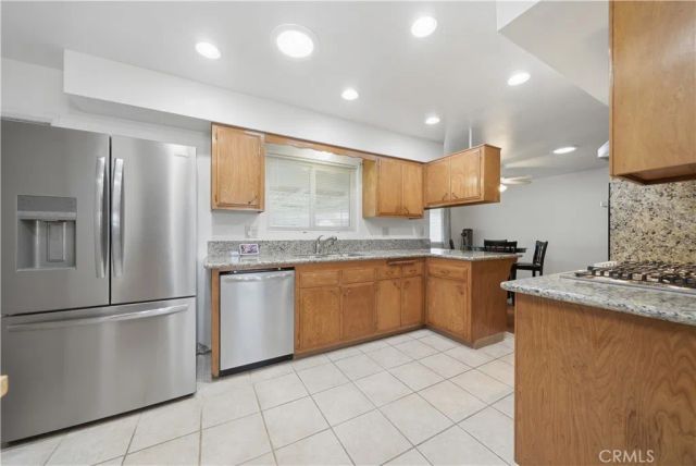 28561 Middlebury, Sun City, CA 92586