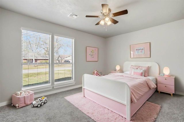 3105 NE Kingsbriar Cir, Lawton, OK 73507