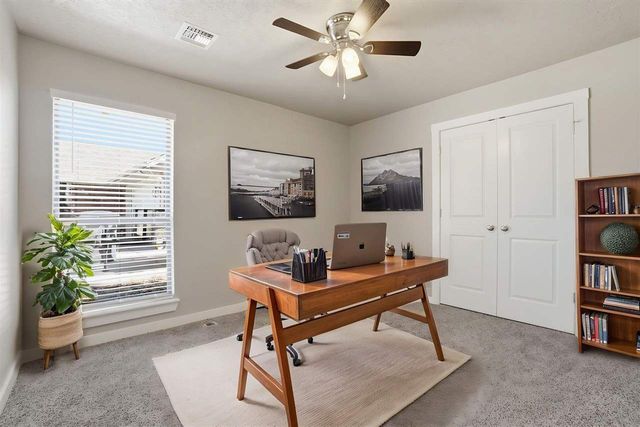 3105 NE Kingsbriar Cir, Lawton, OK 73507