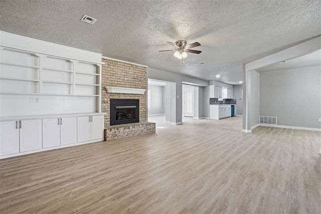 3105 NE Kingsbriar Cir, Lawton, OK 73507