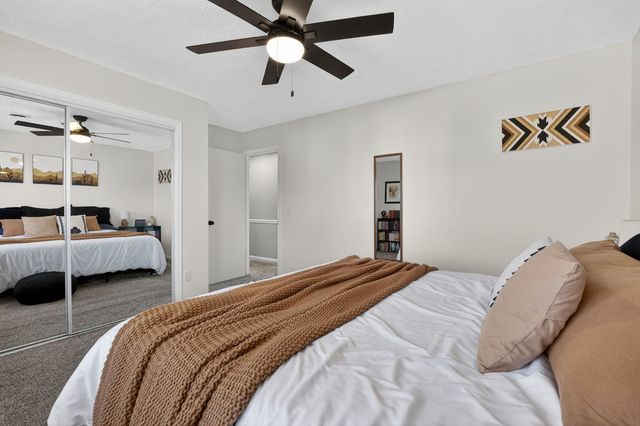 4820 Lindbergh Drive, Bettendorf, IA 52722