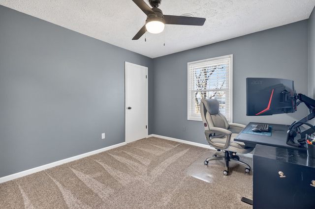 4820 Lindbergh Drive, Bettendorf, IA 52722