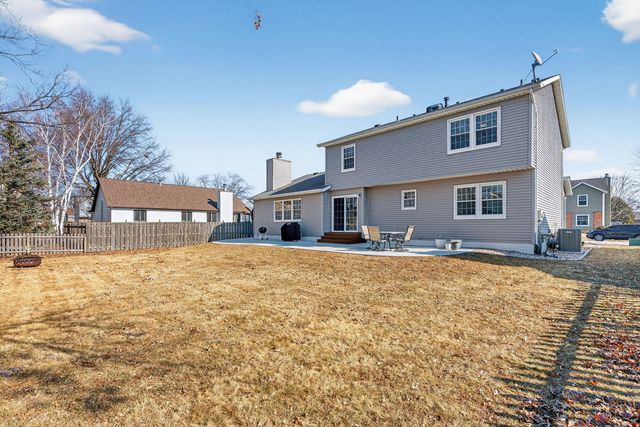 4820 Lindbergh Drive, Bettendorf, IA 52722