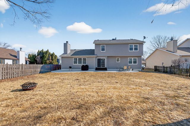 4820 Lindbergh Drive, Bettendorf, IA 52722