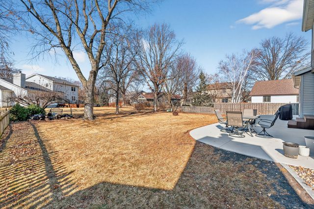 4820 Lindbergh Drive, Bettendorf, IA 52722