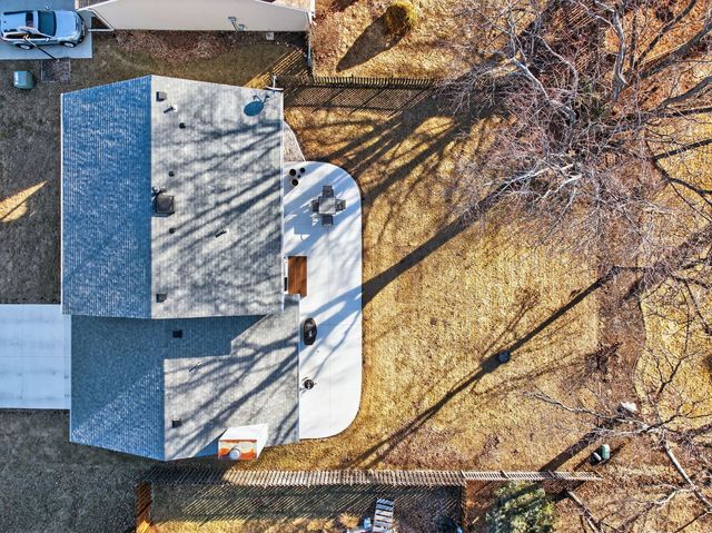 4820 Lindbergh Drive, Bettendorf, IA 52722