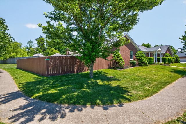 2181 Palomar Trace Drive, Lexington, KY 40513
