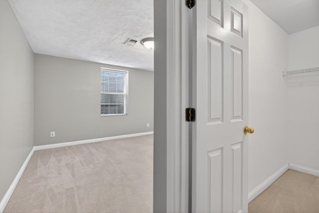 2181 Palomar Trace Drive, Lexington, KY 40513