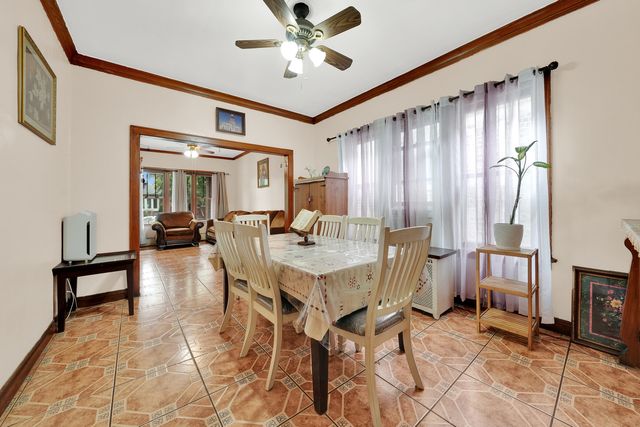 5216 S Artesian Avenue, Chicago, IL 60632
