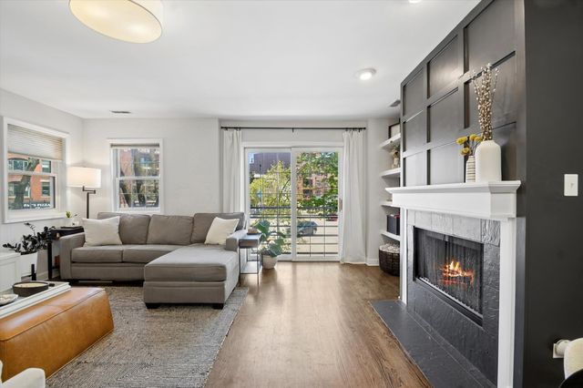2648 N Seminary Avenue 2, Chicago, IL 60614