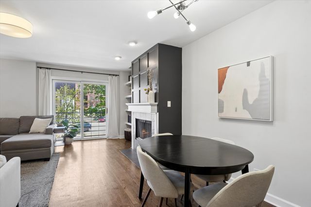 2648 N Seminary Avenue 2, Chicago, IL 60614