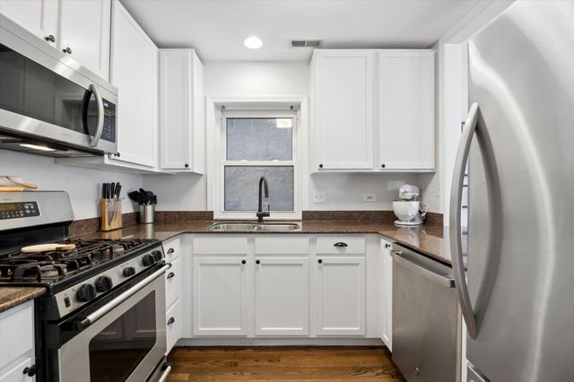 2648 N Seminary Avenue 2, Chicago, IL 60614