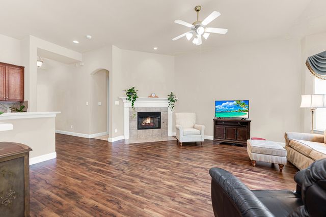 5724 New Castle Drive, Richardson, TX 75082