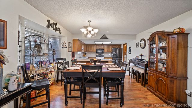 9901 N 107th East Avenue, Owasso, OK 74055