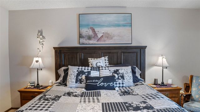 9901 N 107th East Avenue, Owasso, OK 74055