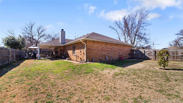 9901 N 107th East Avenue, Owasso, OK 74055