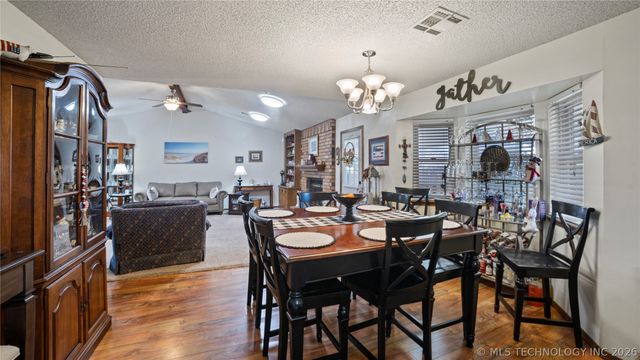 9901 N 107th East Avenue, Owasso, OK 74055