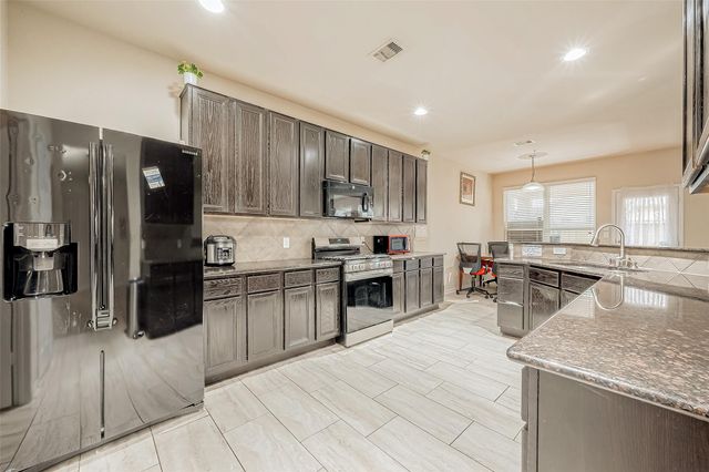 4815 Hackamore Brook Court, Katy, TX 77449