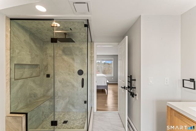 15 Berkshire Drive, Brookfield, CT 06804