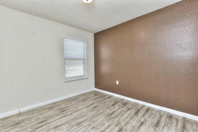 220 Comal LN, Georgetown, TX 78633