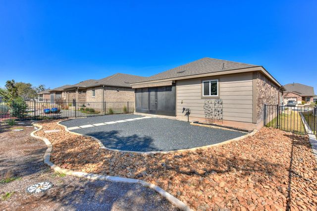 220 Comal LN, Georgetown, TX 78633