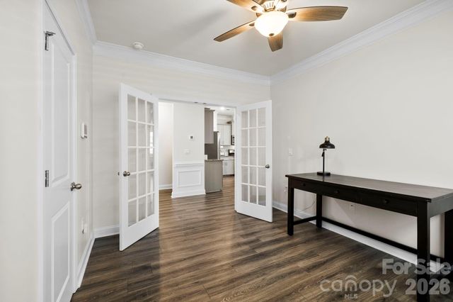 48 Thornberry Road, Hendersonville, NC 28792