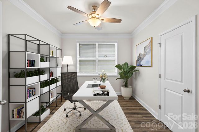 48 Thornberry Road, Hendersonville, NC 28792