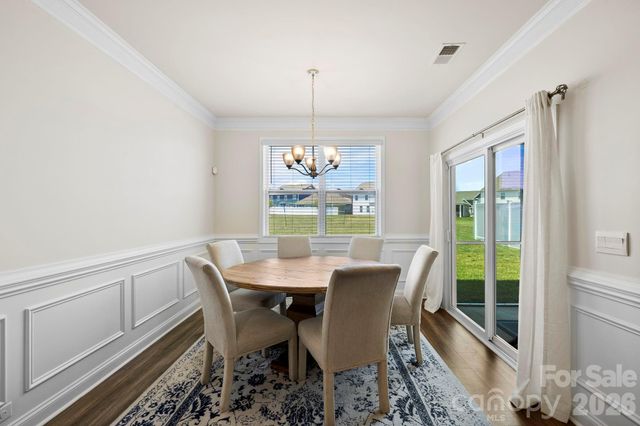 48 Thornberry Road, Hendersonville, NC 28792