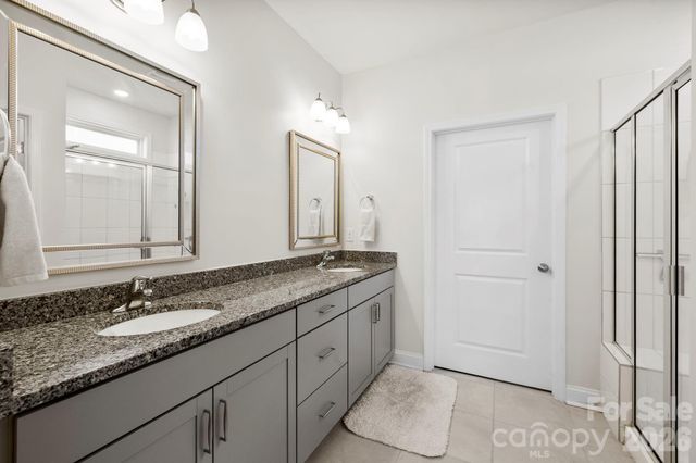 48 Thornberry Road, Hendersonville, NC 28792